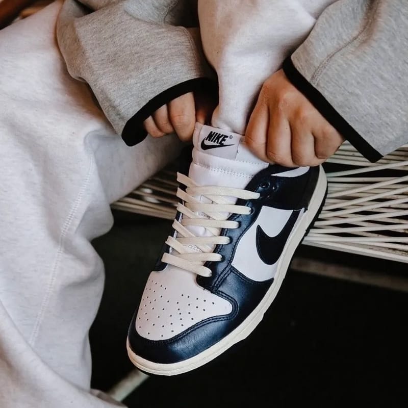 Nike Dunk Low Vintage Navy