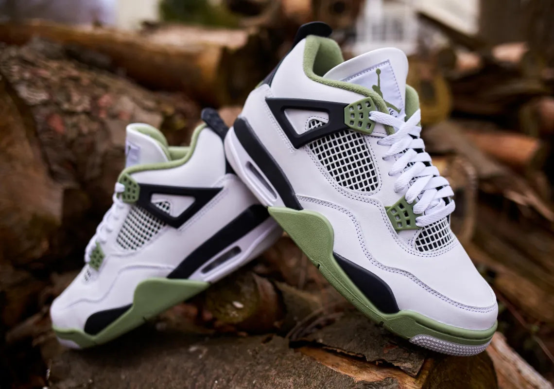 Air Jordan 4 Retro Seafoam