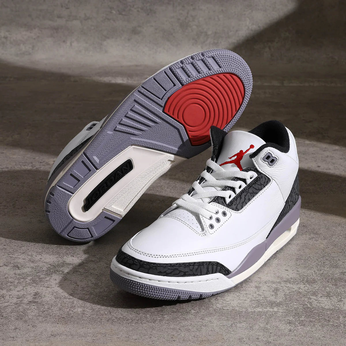 Air Jordan 3 Retro Cement Grey