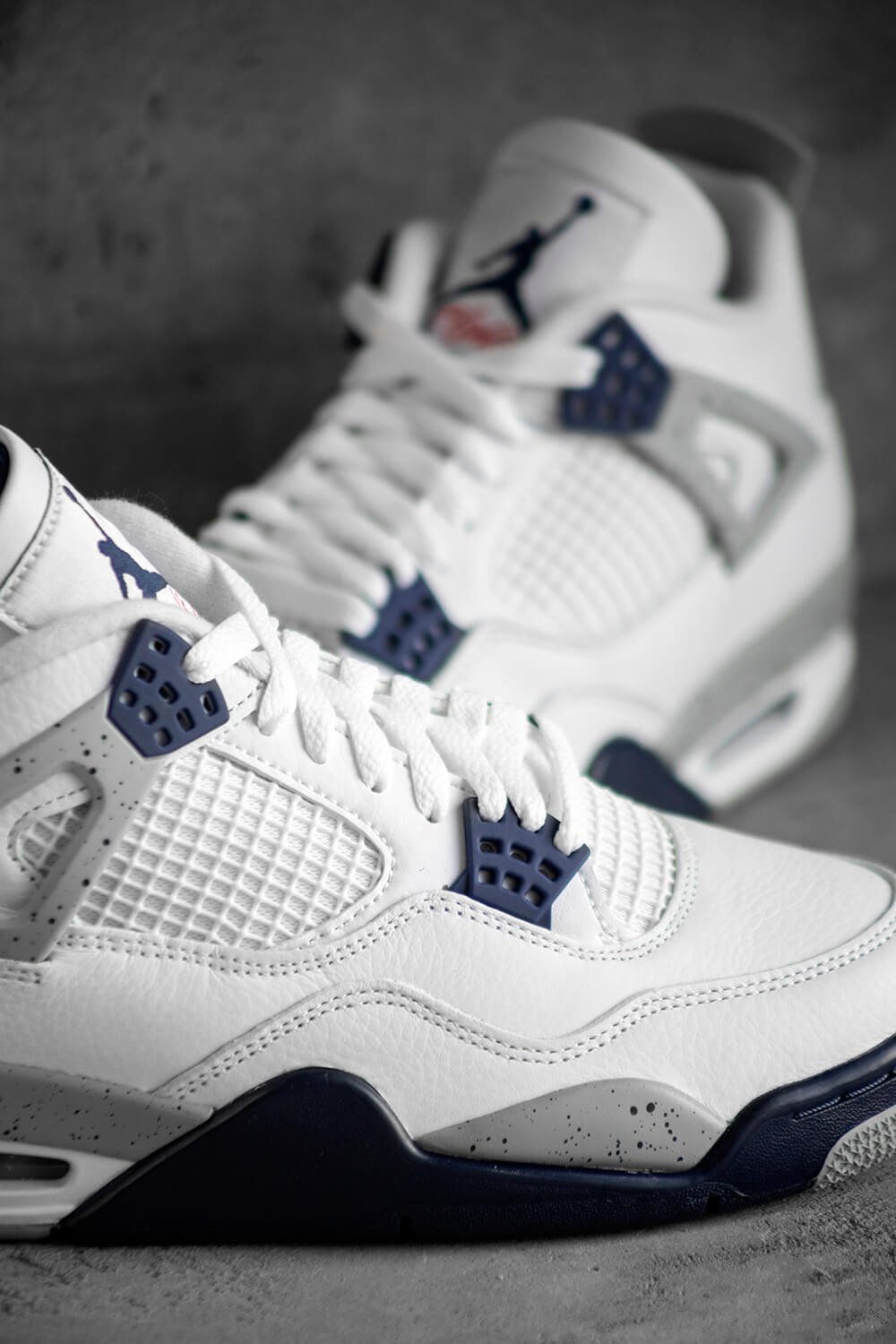 Air Jordan 4 Retro Midnight Navy