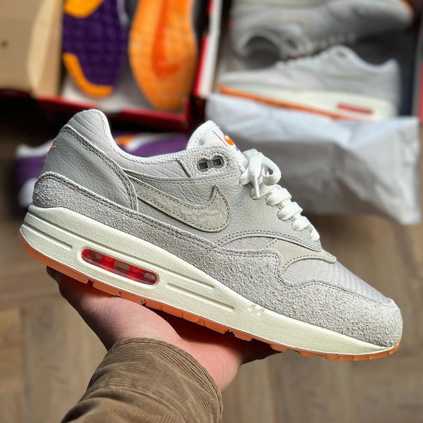 Nike Air Max 1 PRM Light Iron Ore Total Orange