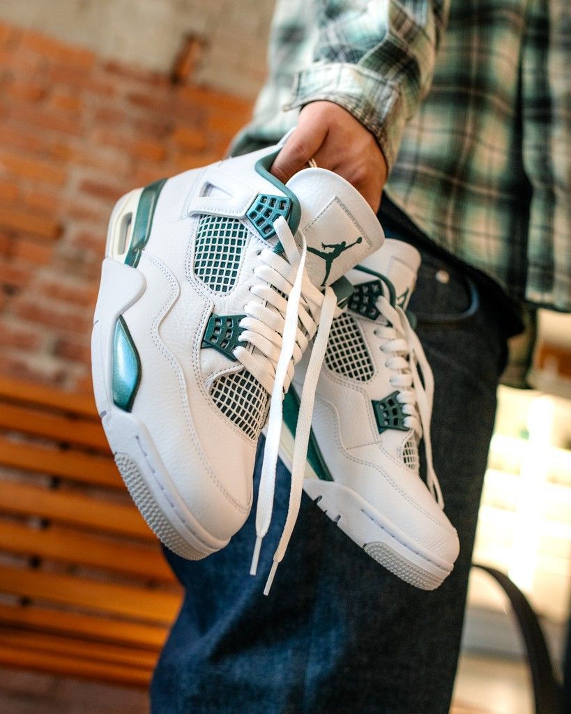 Air Jordan 4 Retro Oxidized Green