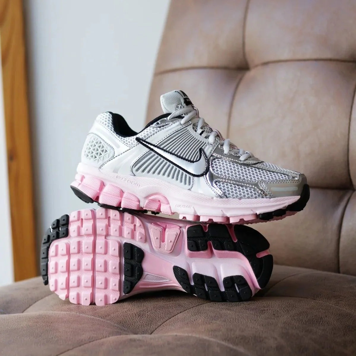 Nike Zoom Vomero 5 Photon Dust Pink Foam (W)