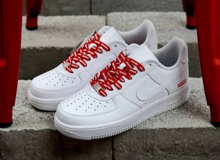 Nike Air Force 1 Low Supreme White