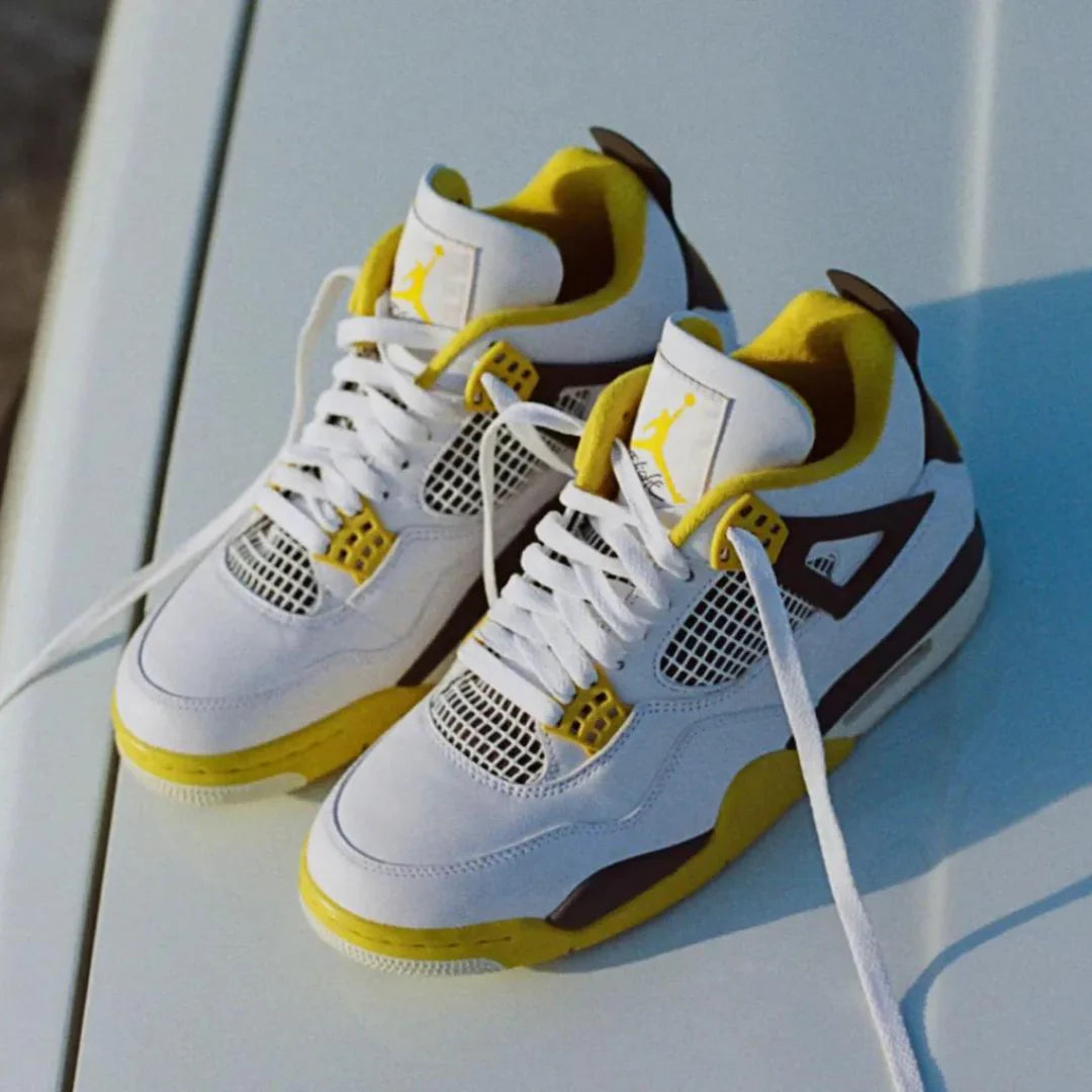 Air Jordan 4 Retro Vivid Sulfur (W)